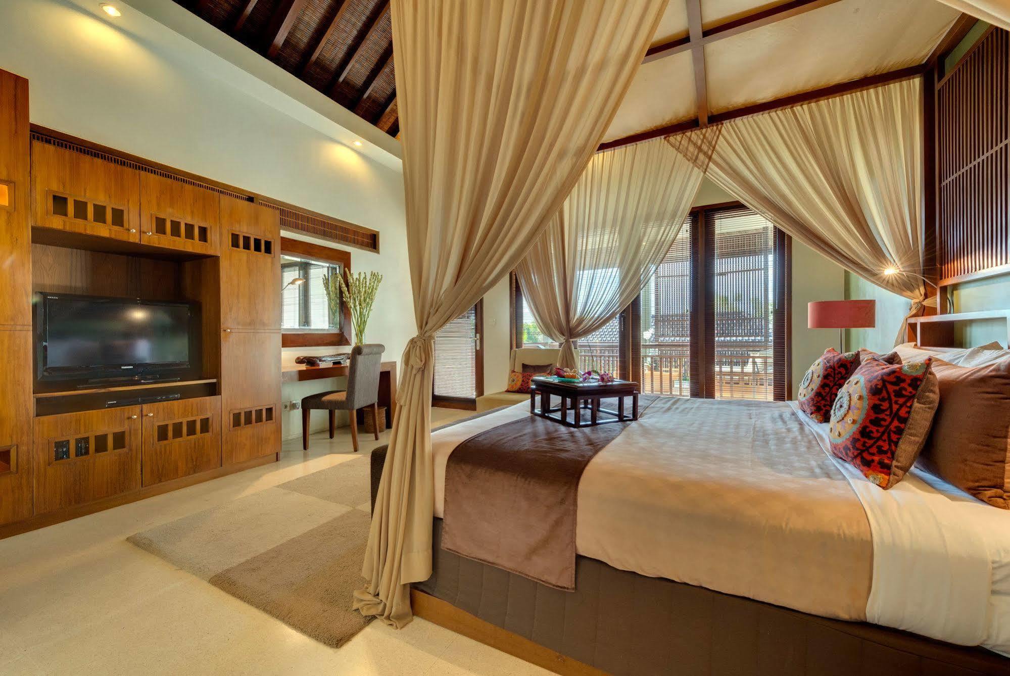 Lakshmi Villas Семиньяк Экстерьер фото