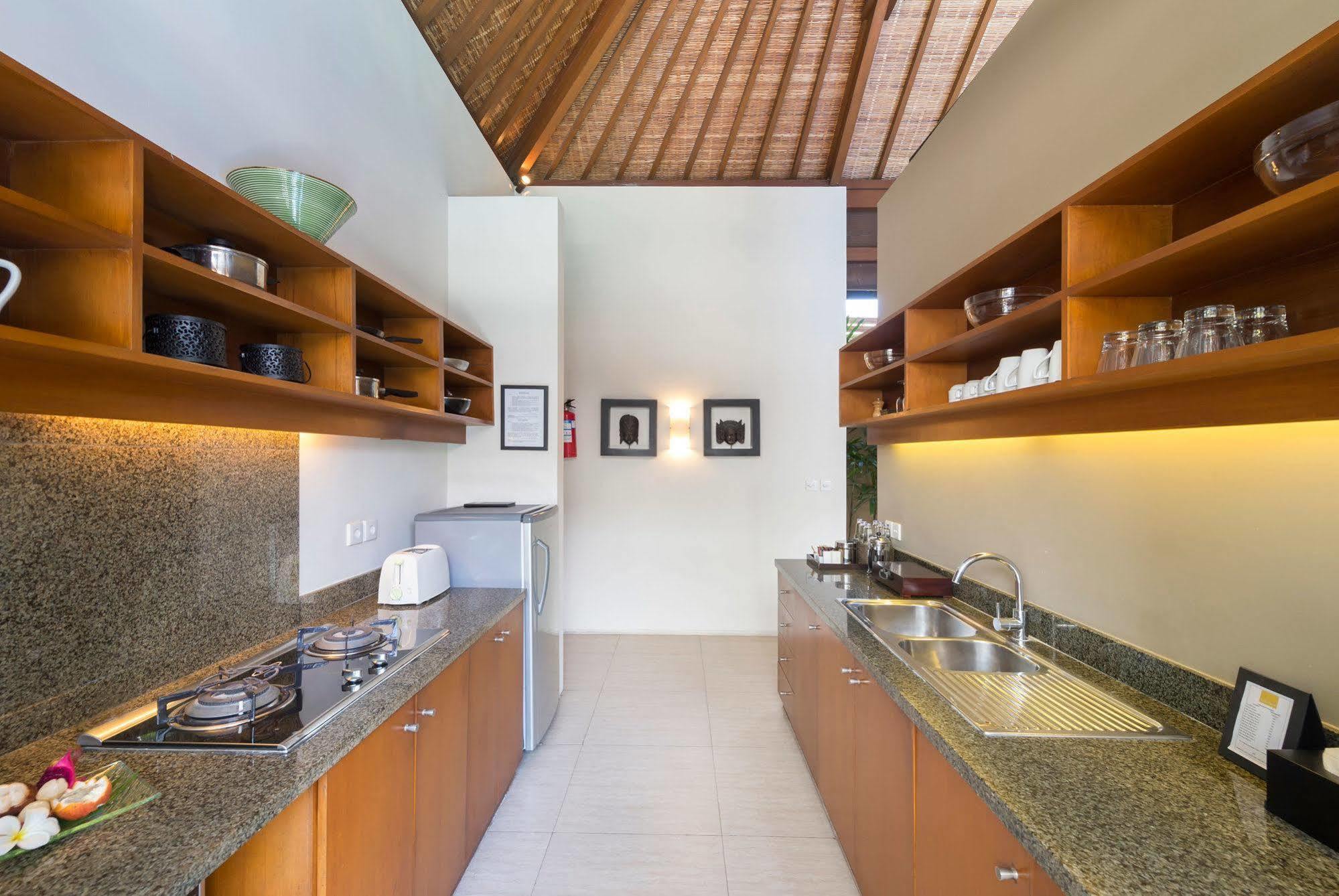 Lakshmi Villas Семиньяк Экстерьер фото