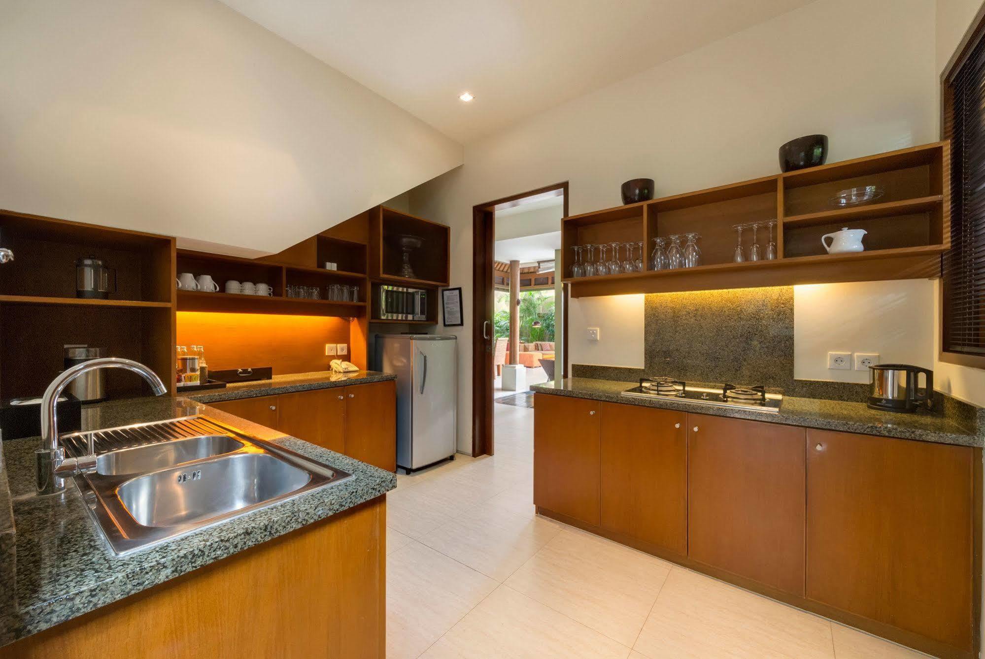 Lakshmi Villas Семиньяк Экстерьер фото